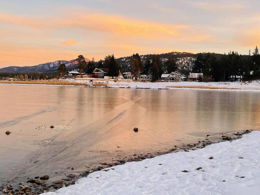 Sled-Ski Lakeside Village Cabin - Spa - Bbq - Firepit - Loft - Games Lac Big Bear Extérieur photo